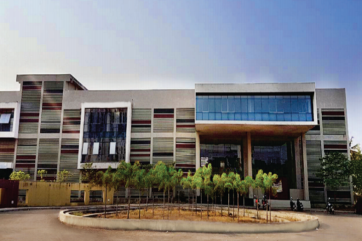 https://cache.careers360.mobi/media/colleges/social-media/media-gallery/24065/2019/6/22/Campus Front View of University of Mumbai Thane Sub Campus Thane_Campus-View.png